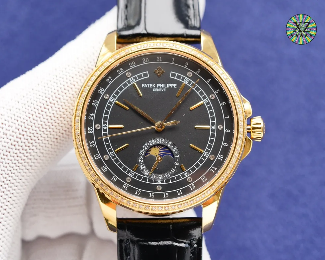 Patek Philippe series, an upgraded version of the true moon phase function watch series, welcomes new members. The word is high-end, using the unique Swiss ETA2824-2 special movement (zero repair), calendar callback, vibration frequency: 28800 oscillations per hour power reserve, sapphire glass, size 41x10mm, super luminous needle, with original Vacheron Constantin pin buckle, super waterproof function, perfect harmony, your first choice! Welcome to reprint!